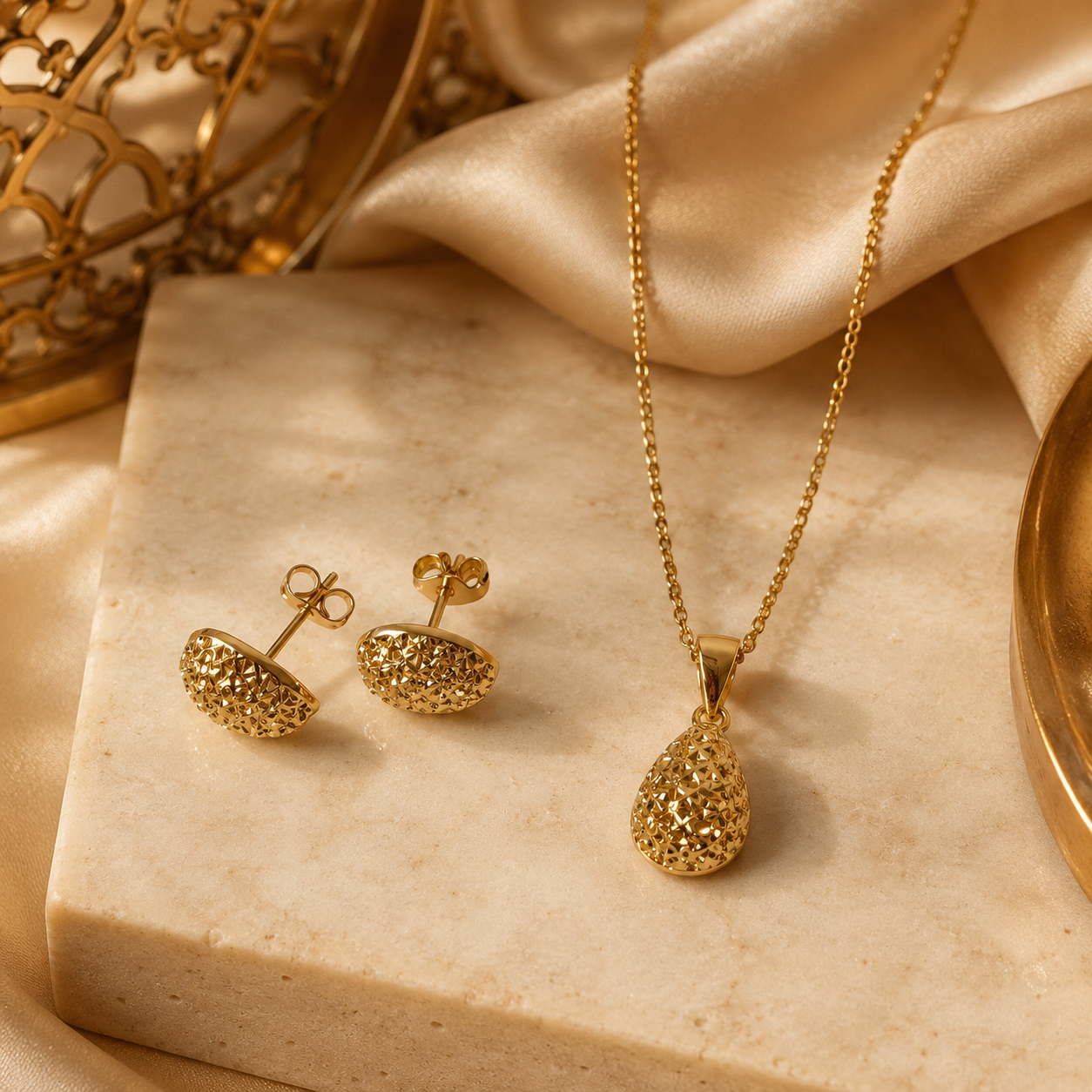 Abuda Malika Pave Teardrop Gold Jewelry Set image 2