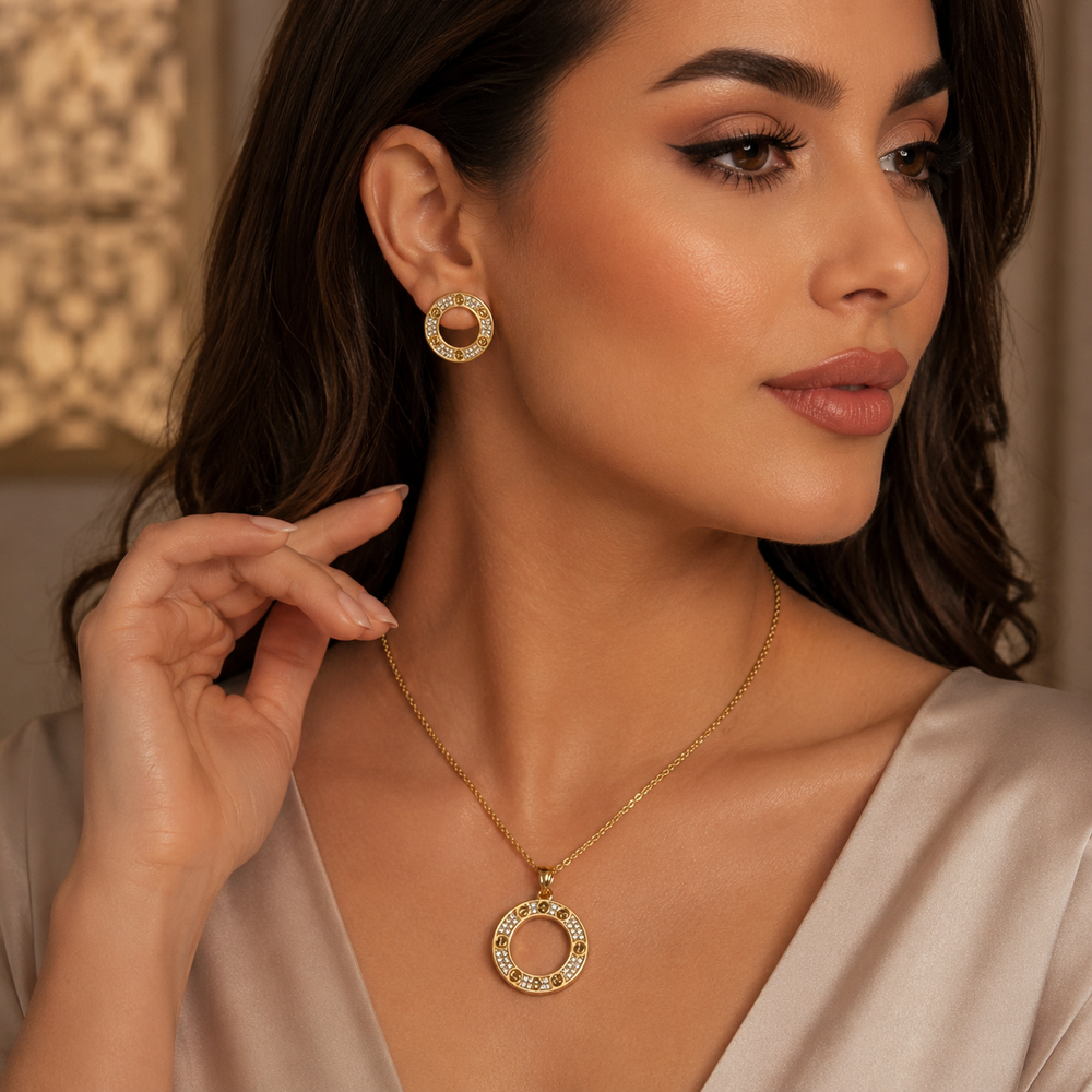 Abuda Faye Round Halo Gold Jewelry Set image 3
