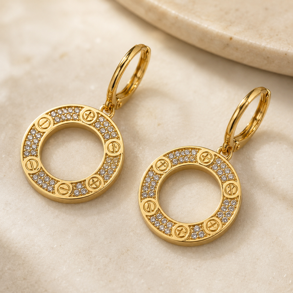 Abuda Faye Round Halo Gold Jewelry Set image 5